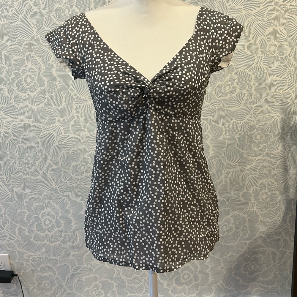 J Crew Gray and White Polkadot Top - Sz 2